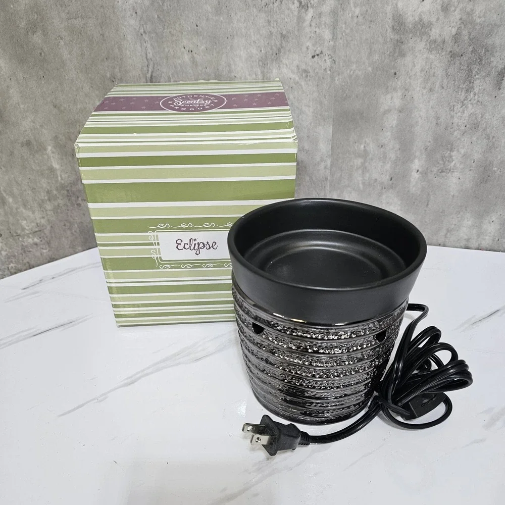 Scentsy Warmer Full‎ Size Retired Eclipse Metallic and Black New